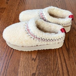 Ugg Tazz Braid slippers